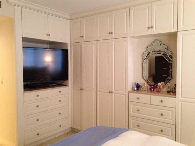 BRICKELL BAY TOWER CONDO - Residential Lease