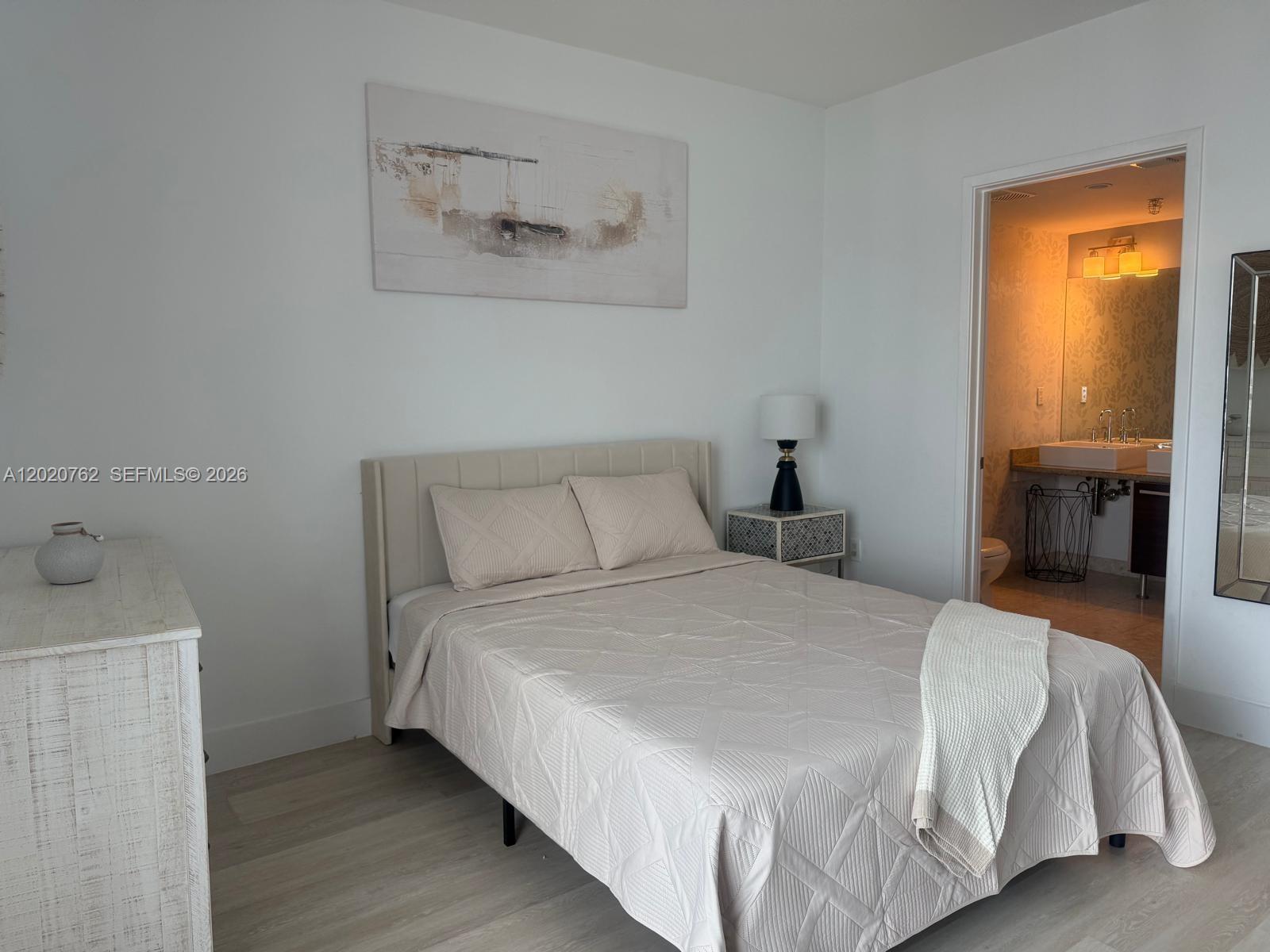 LATITUDE ON THE RIVER CON - Residential