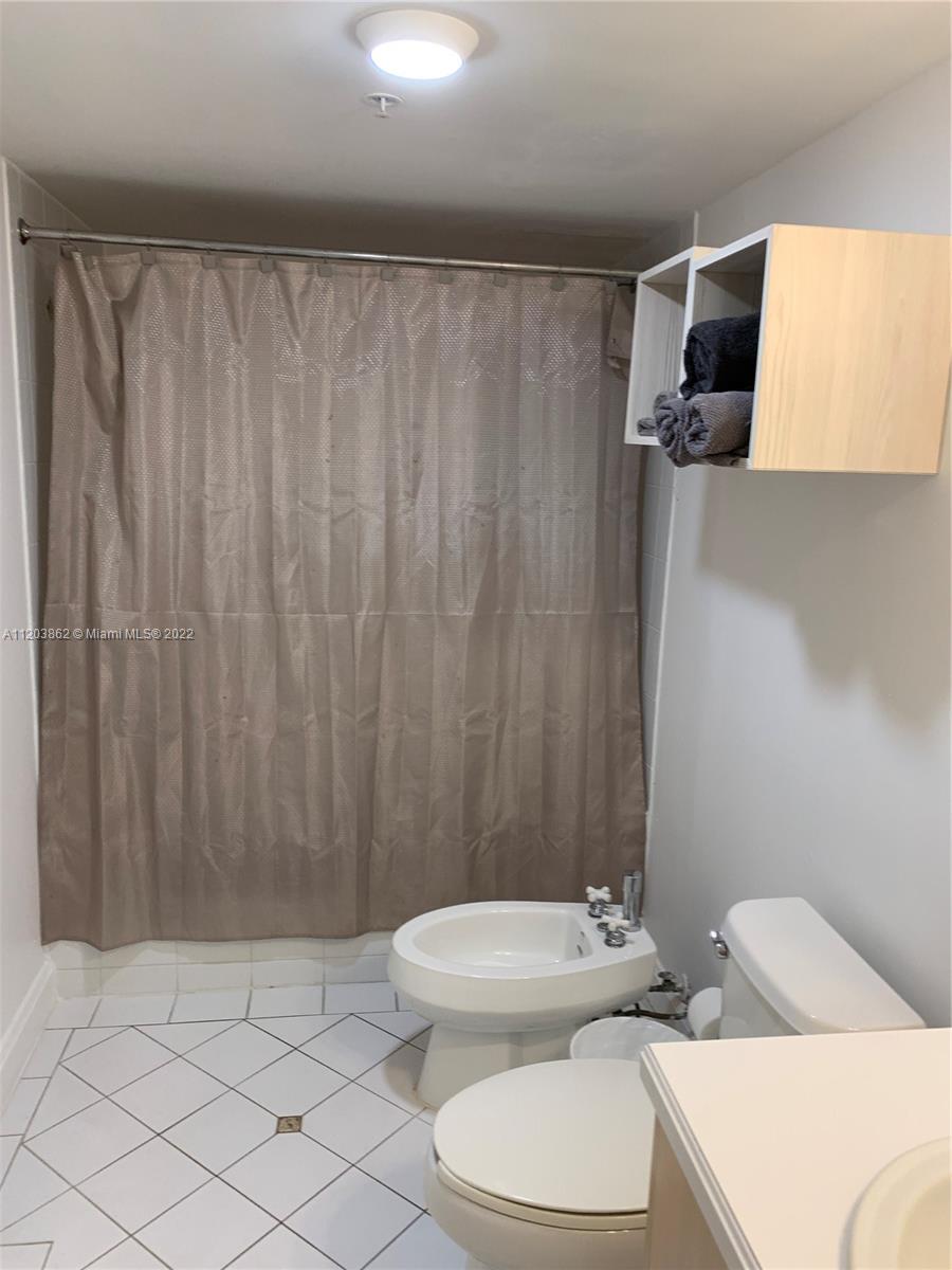 THE MUTINY CONDO - Residential