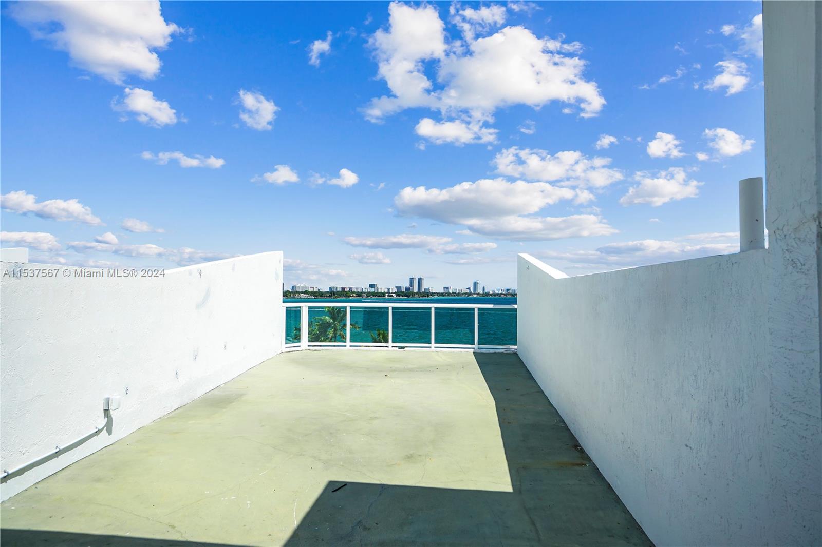 BAY VIEW LOFTS CONDO - Residential Lease