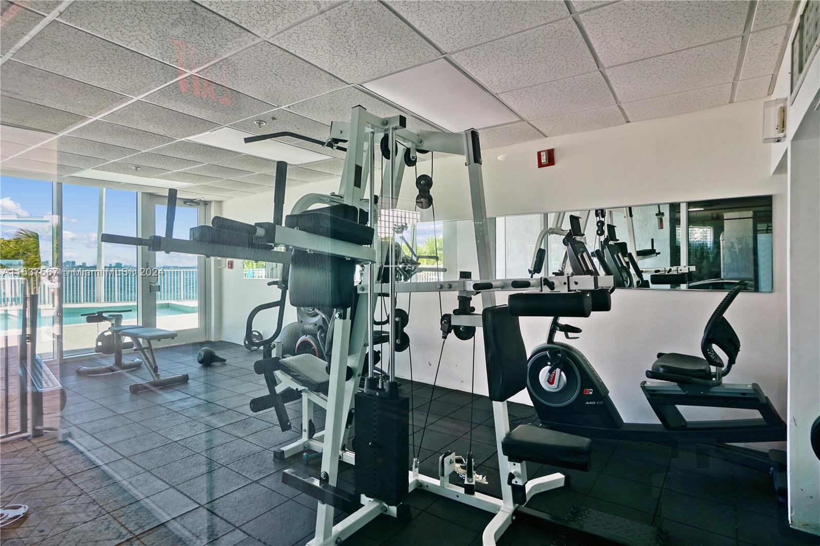 BAY VIEW LOFTS CONDO - Residential Lease