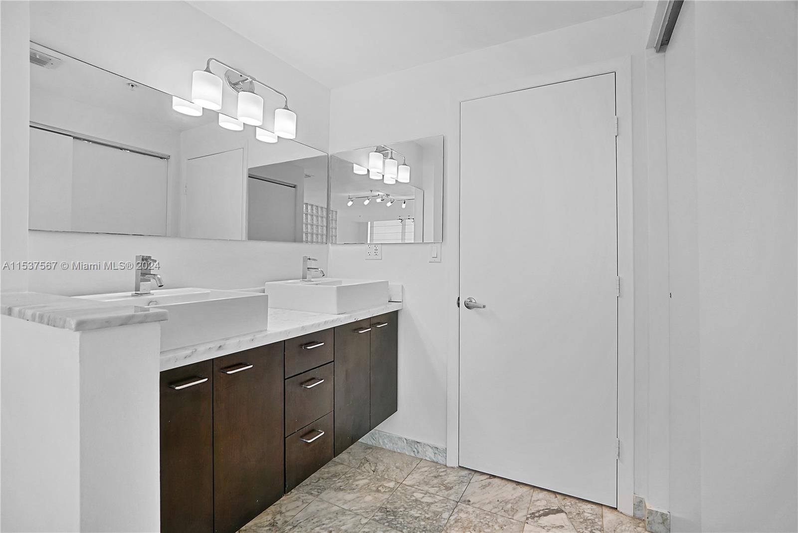 BAY VIEW LOFTS CONDO - Residential Lease
