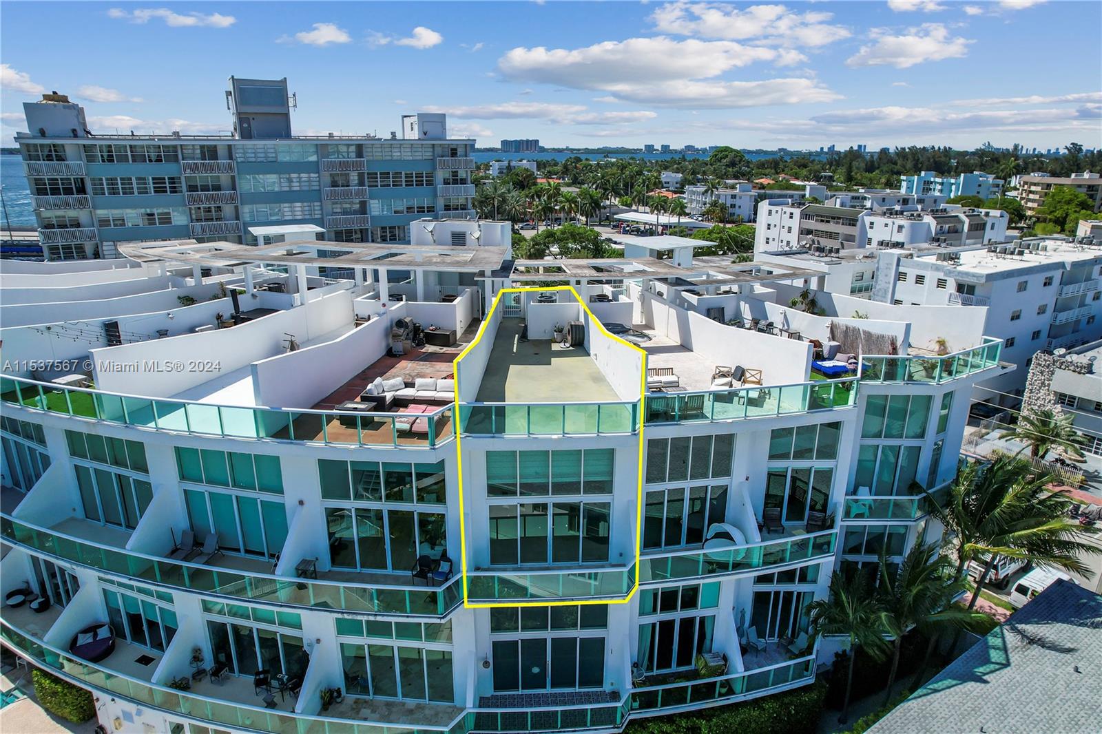 BAY VIEW LOFTS CONDO - Residential Lease