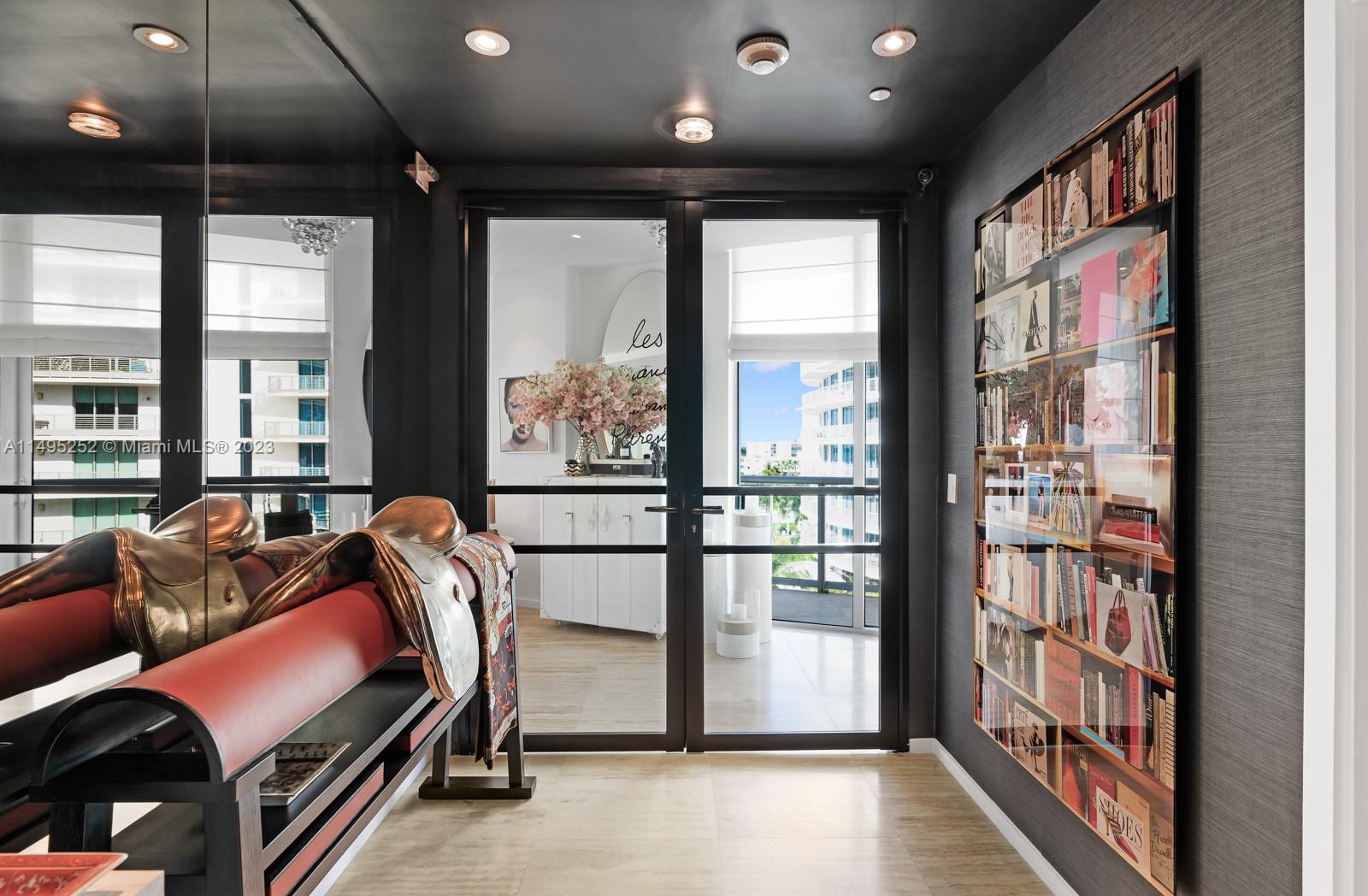 CAPRI SOUTH BEACH CONDO - Residential