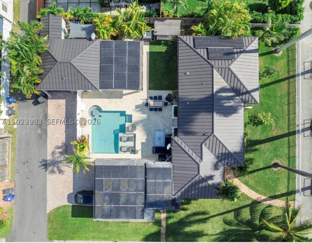 HOLLYWOOD LAKES SECTION - Residential
