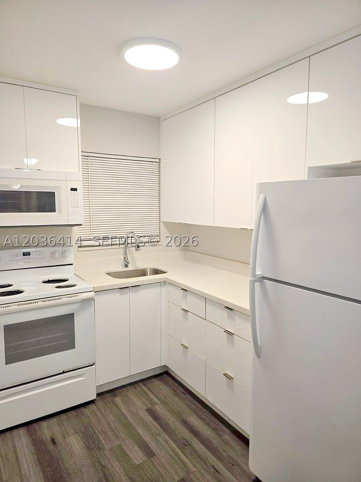 PIER 43 CONDO - Residential Lease