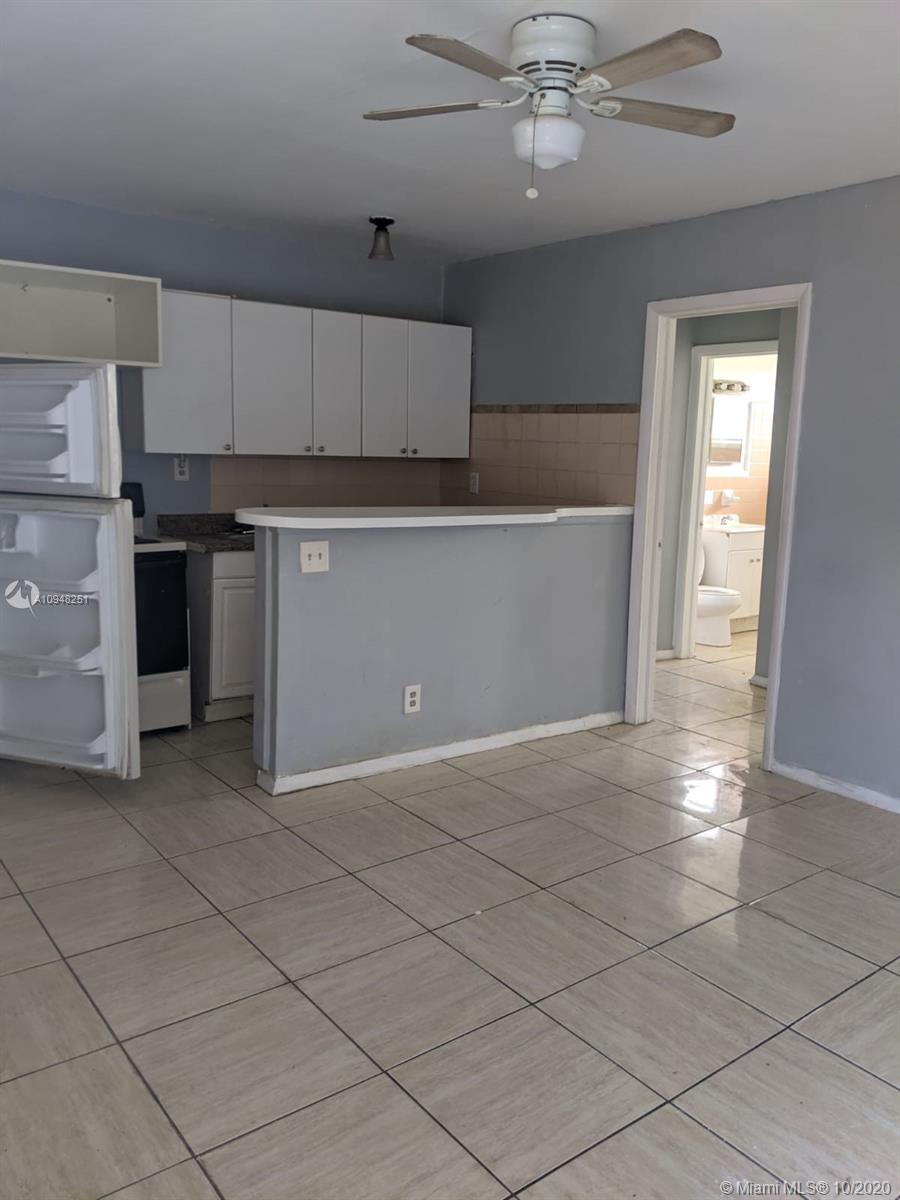 PINE RIDGE PARK - Residential Lease