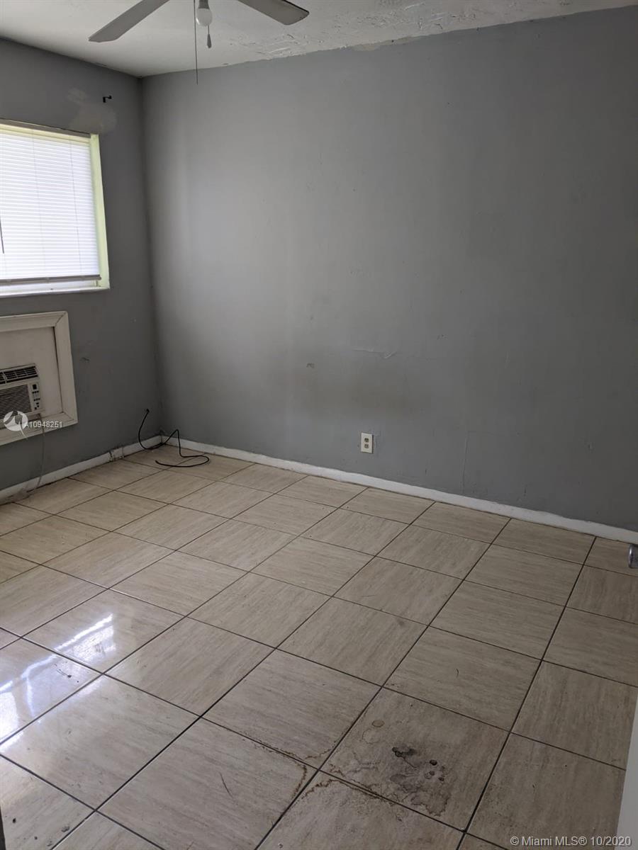 PINE RIDGE PARK - Residential Lease