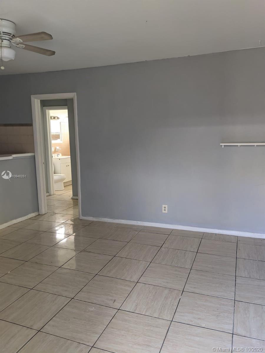 PINE RIDGE PARK - Residential Lease