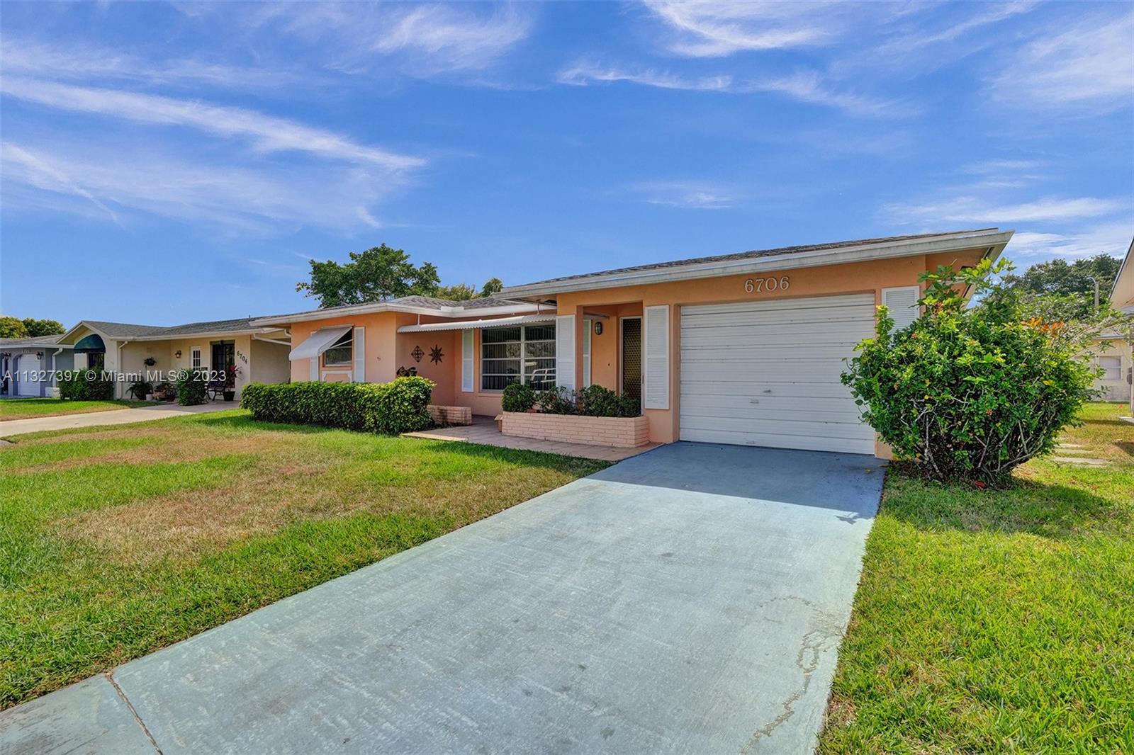 MAINLANDS OF TAMARAC LAKE - Residential