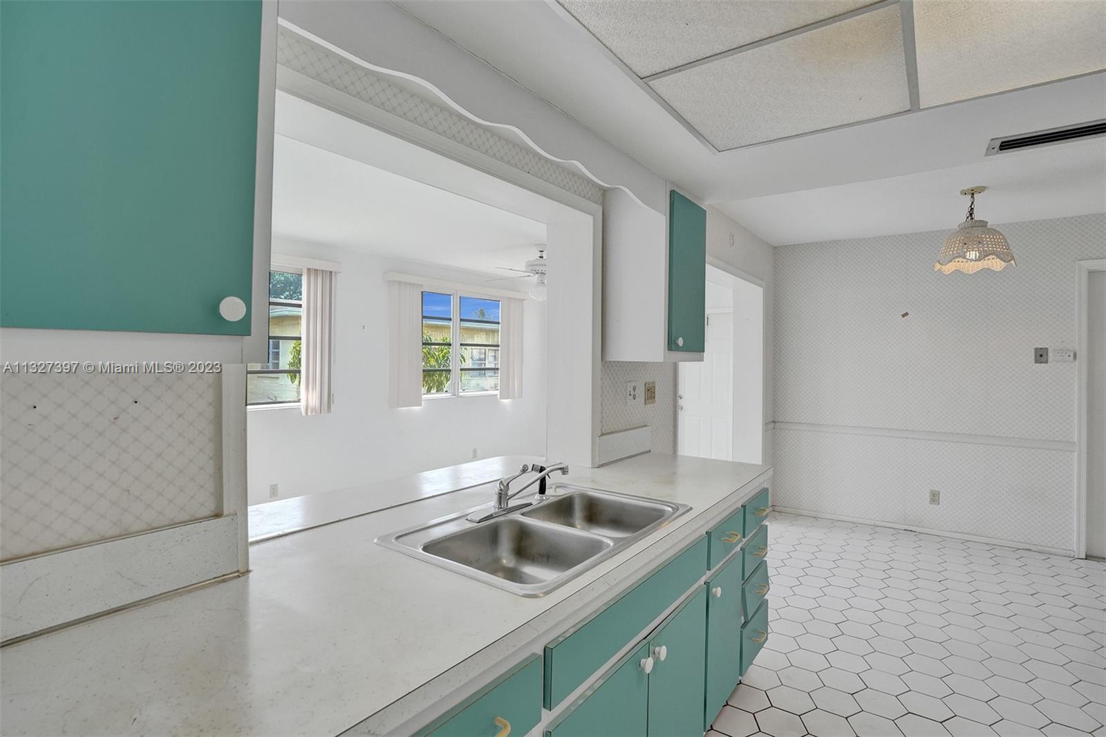 MAINLANDS OF TAMARAC LAKE - Residential