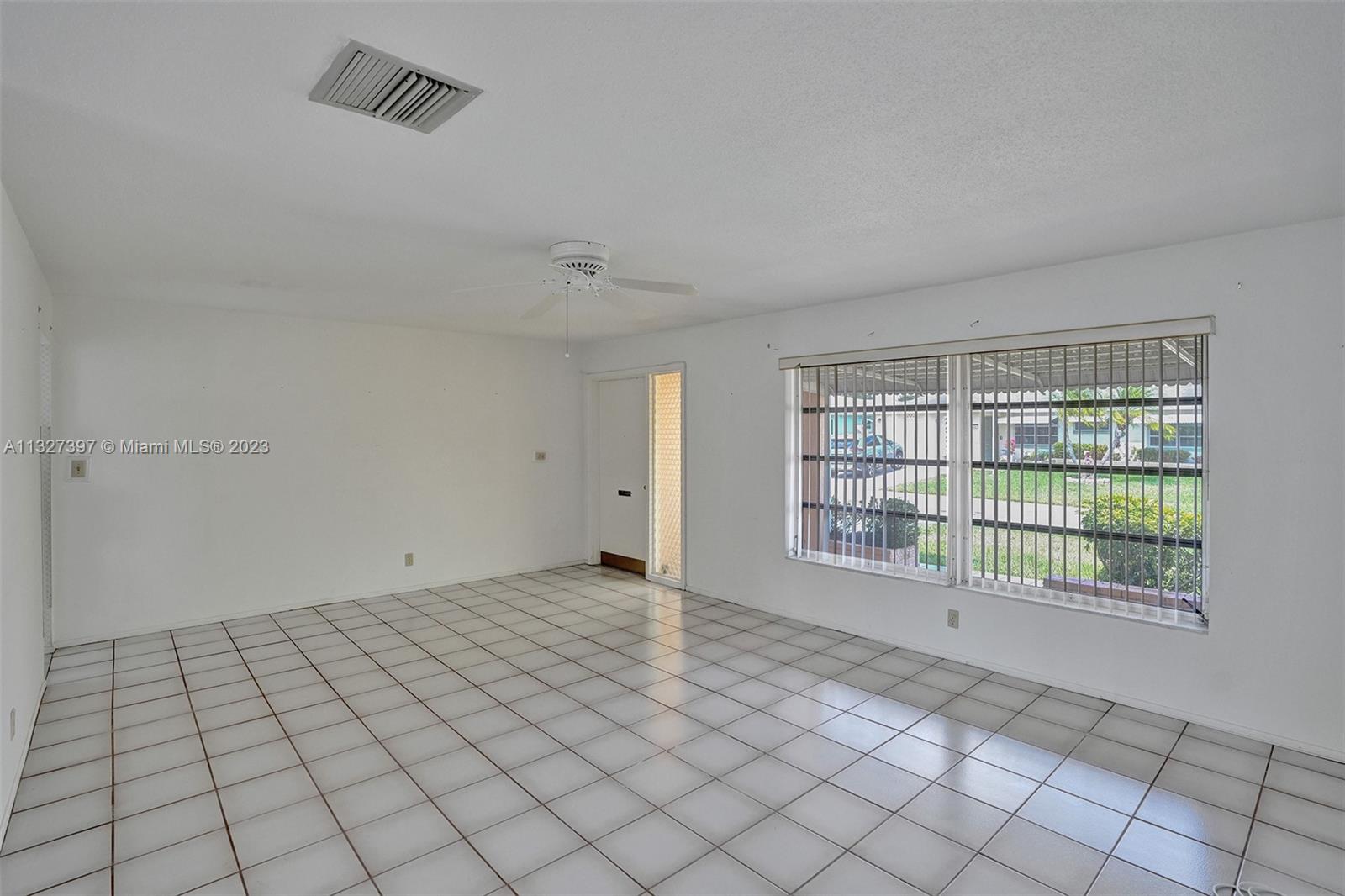 MAINLANDS OF TAMARAC LAKE - Residential