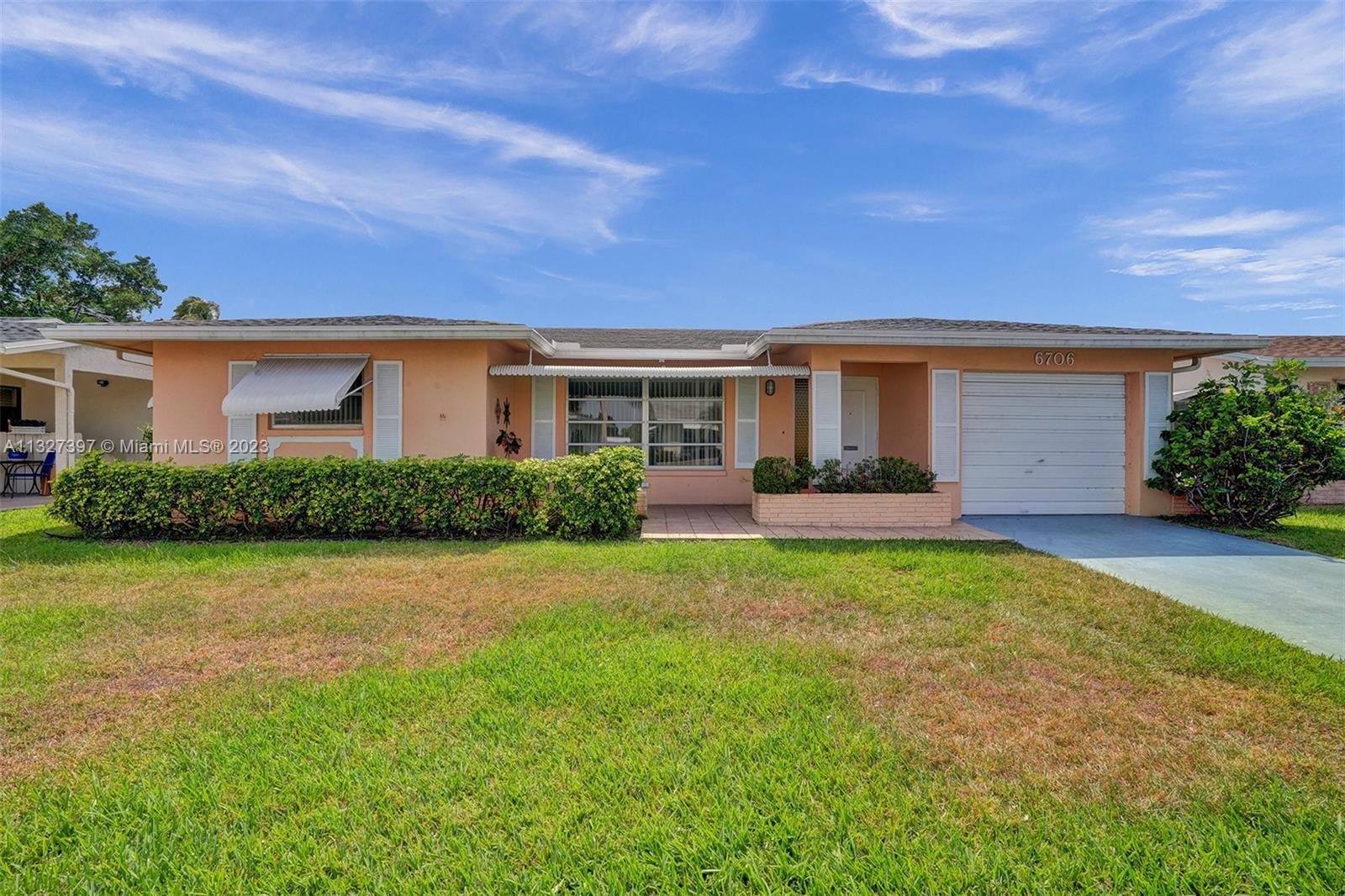 MAINLANDS OF TAMARAC LAKE - Residential
