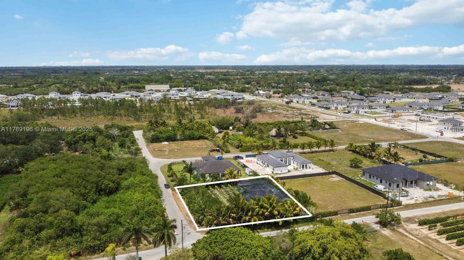 MONTCLAIR COUNTRY ESTATES - Land