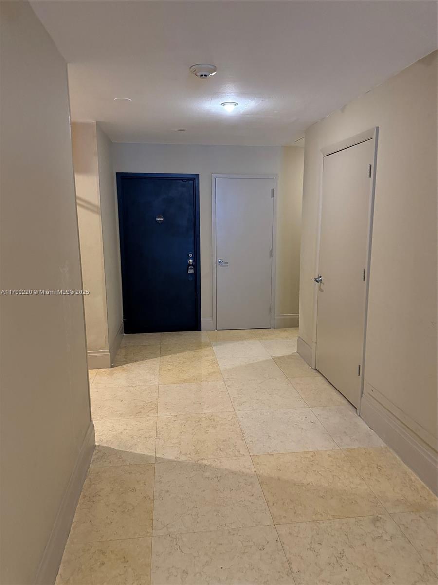 BAYSHORE PLACE CONDO - Residential