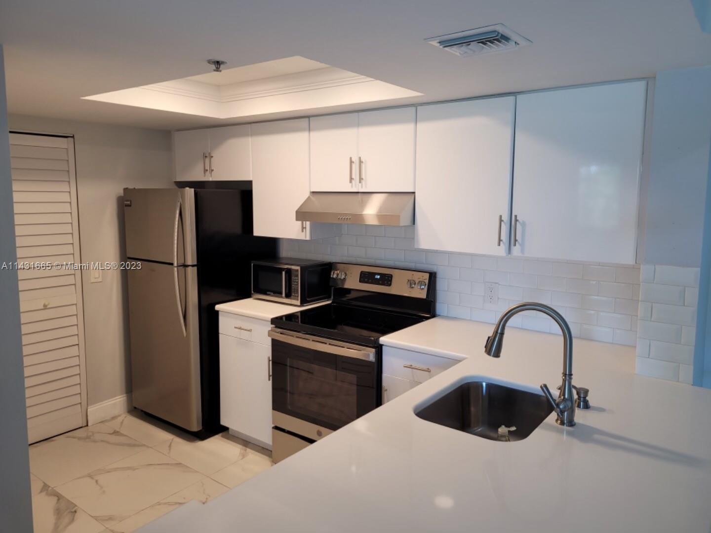 EVERGREEN LAKES CONDO - Residential Lease