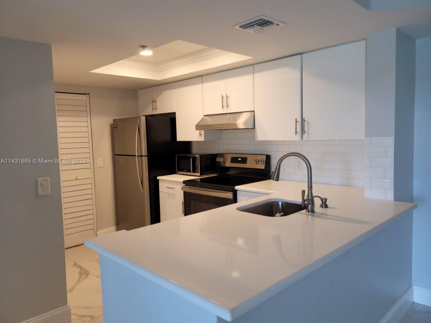 EVERGREEN LAKES CONDO - Residential Lease