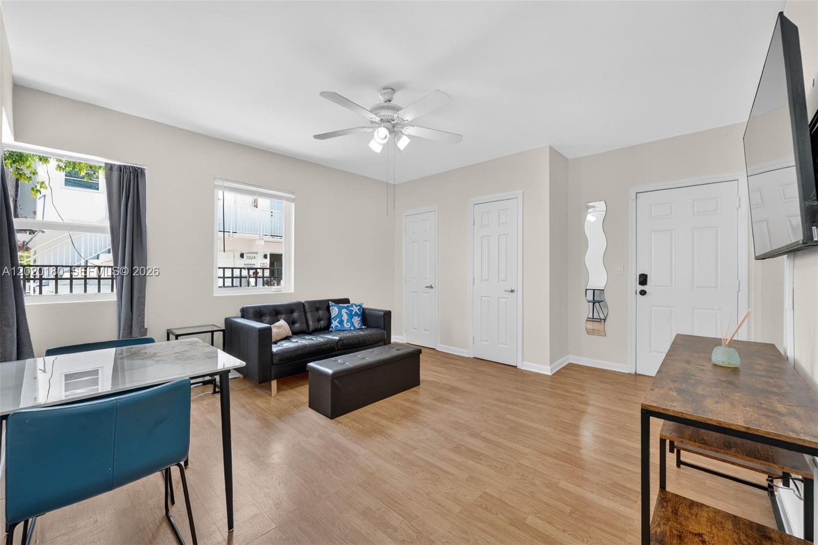 VILA MARA CONDO - Residential