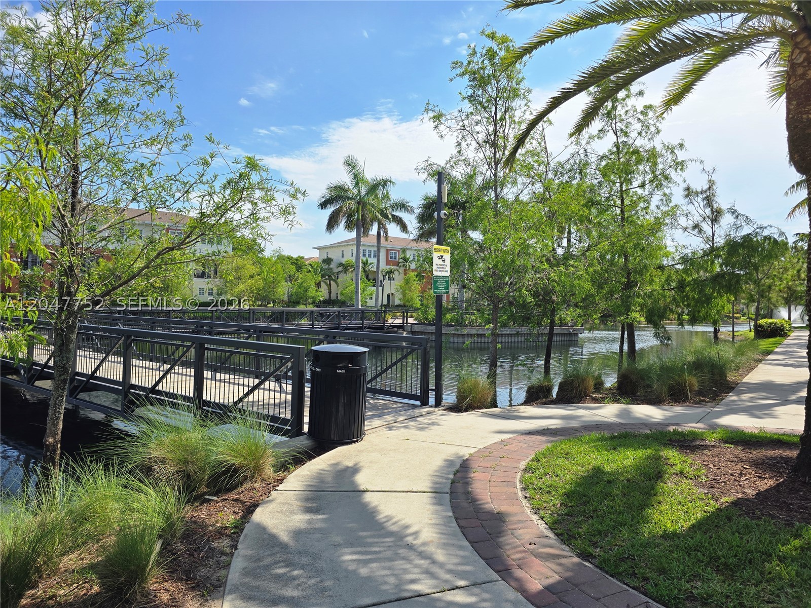 ORCHID GROVE REPLAT 1 - Residential