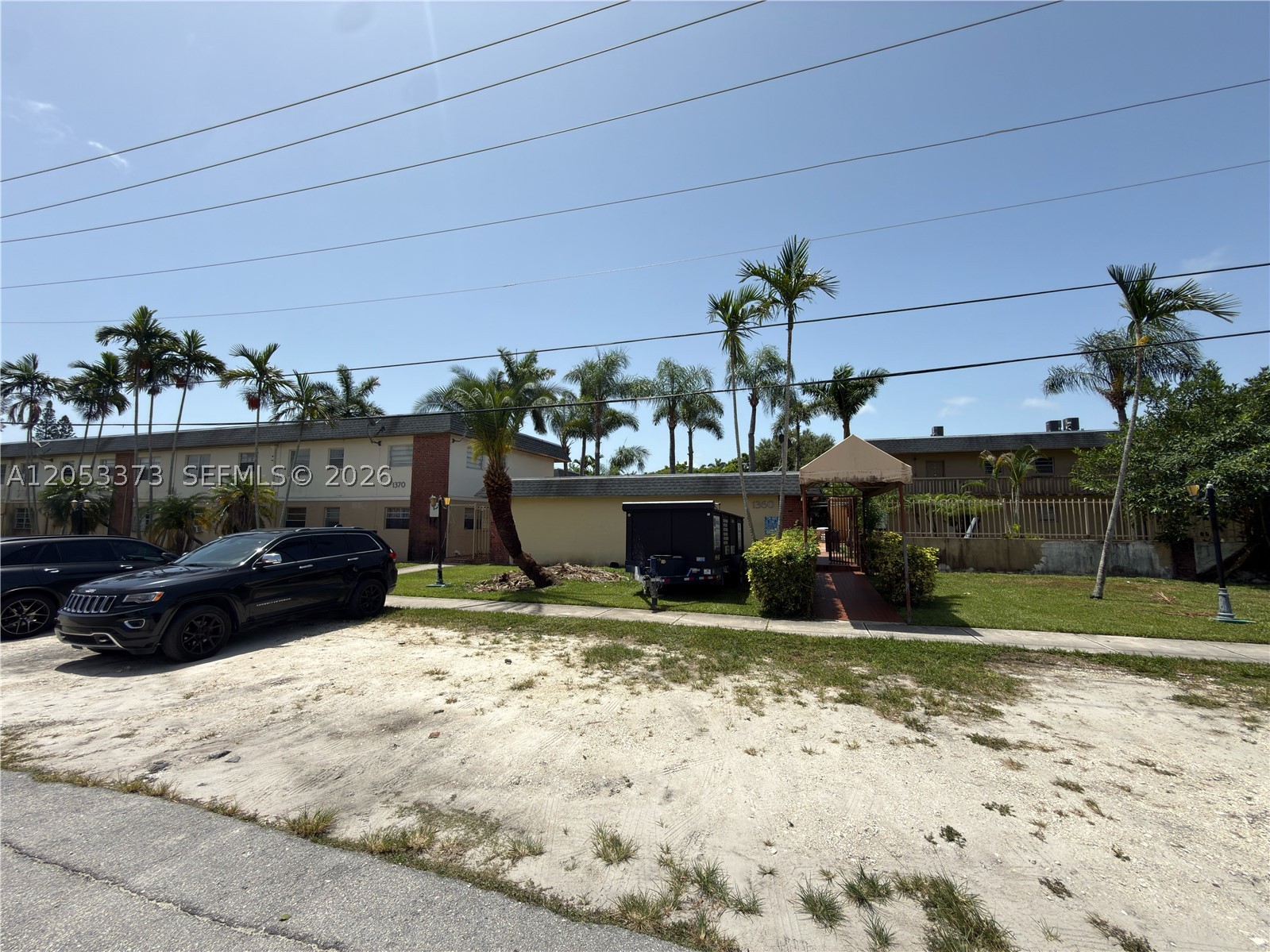 BISCAYNE PARK TERRACE CON - Residential