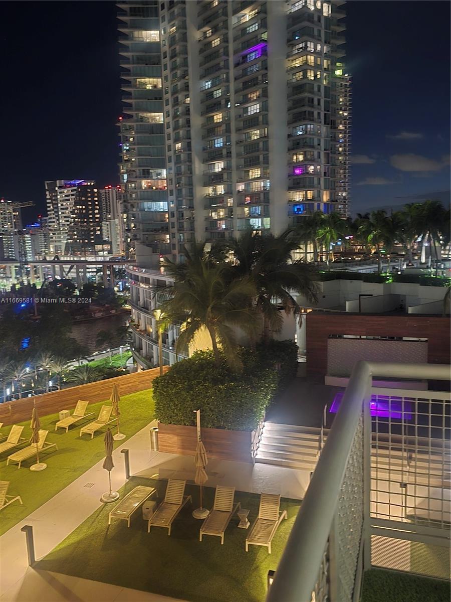 WIND CONDO - Residential Lease
