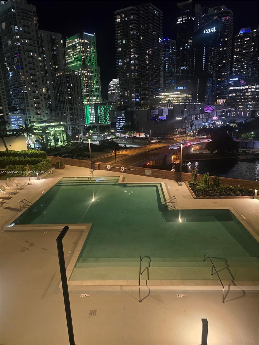 WIND CONDO - Residential Lease
