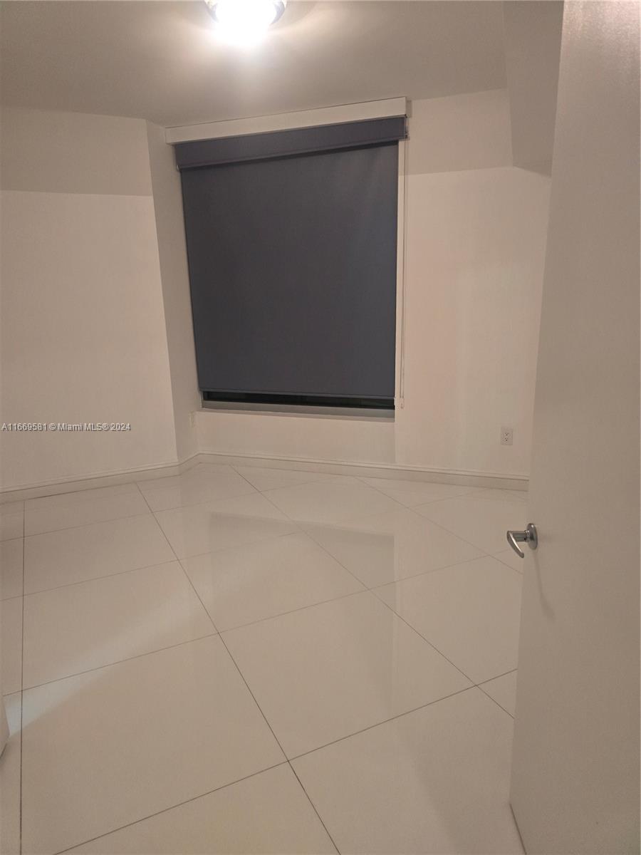 WIND CONDO - Residential Lease