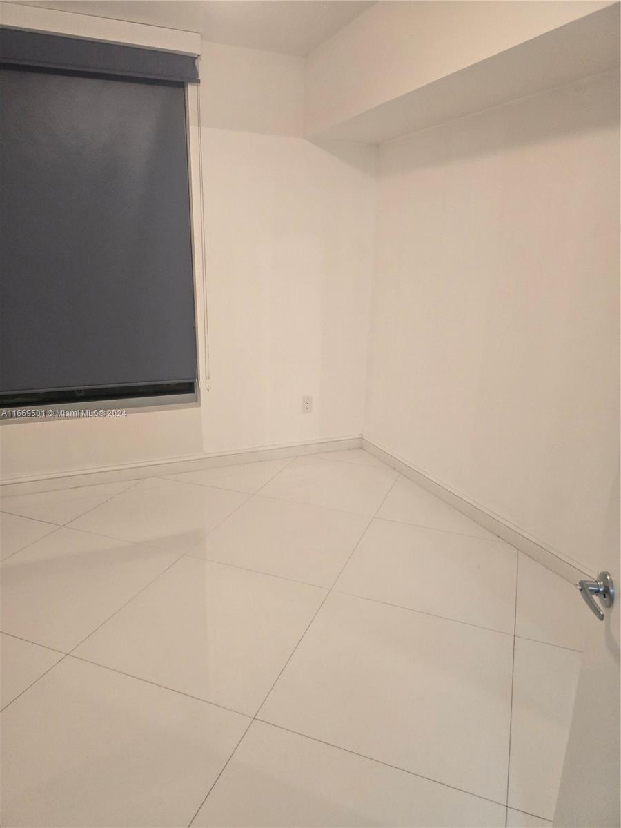 WIND CONDO - Residential Lease