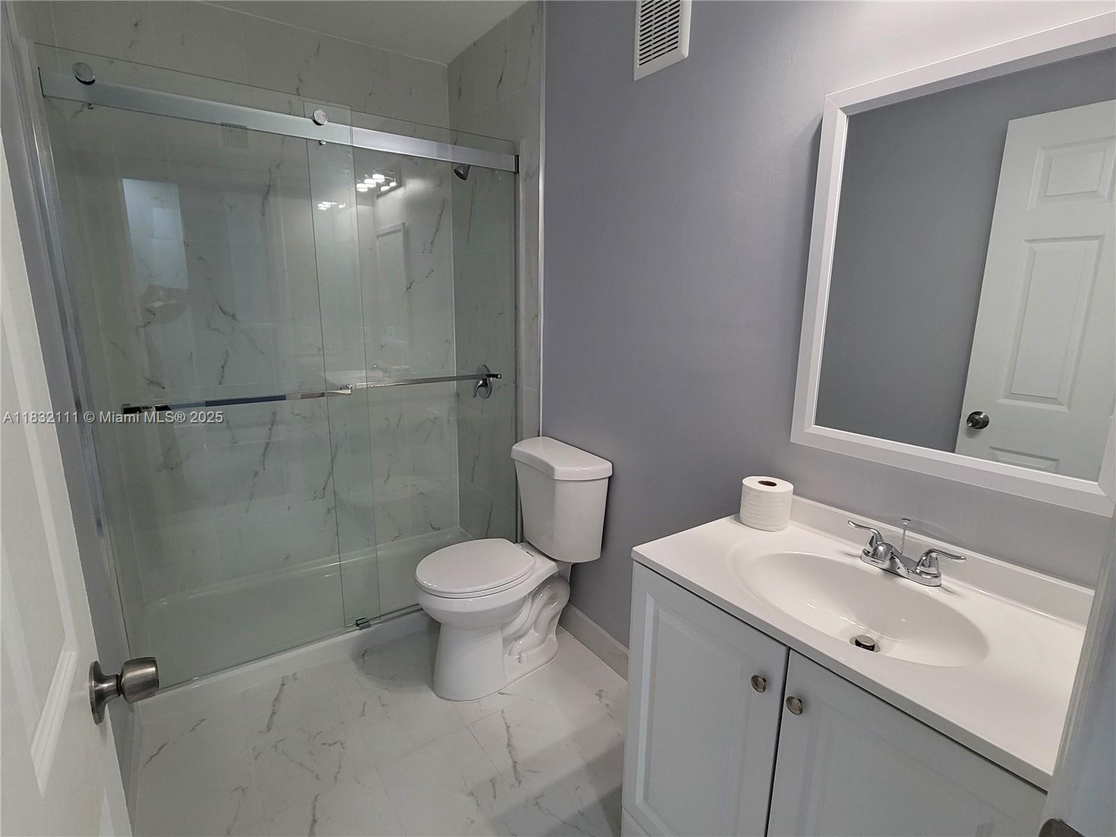 BONITA GOLF VIEW TOWNVILL - Residential