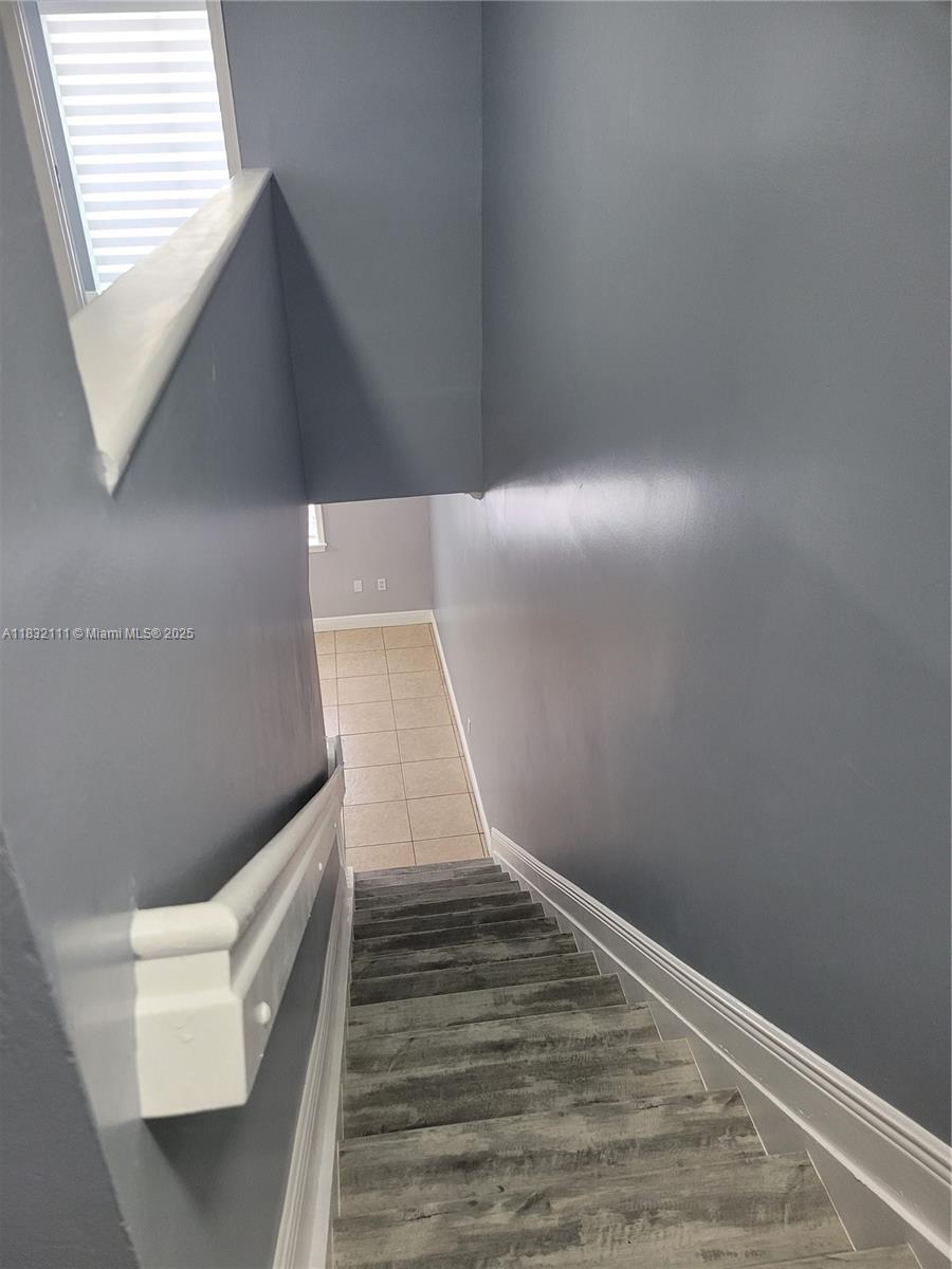 BONITA GOLF VIEW TOWNVILL - Residential