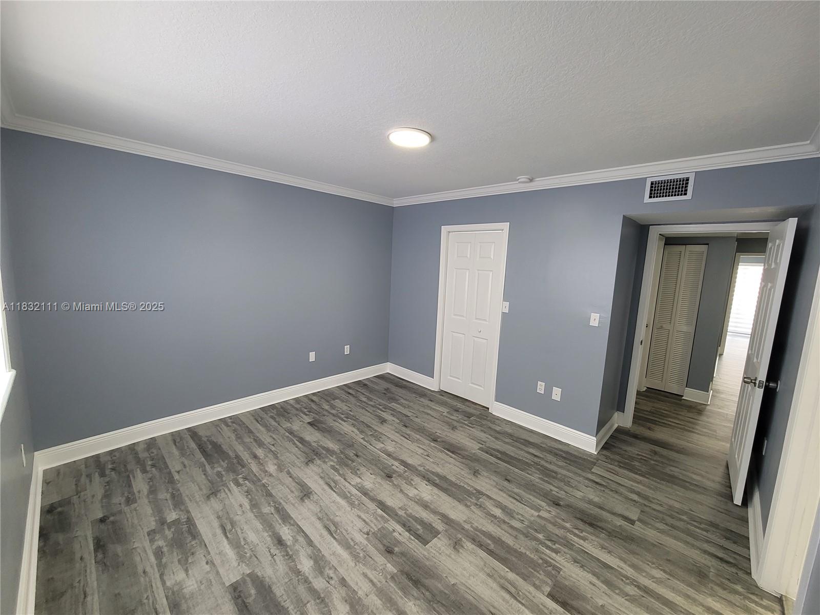 BONITA GOLF VIEW TOWNVILL - Residential