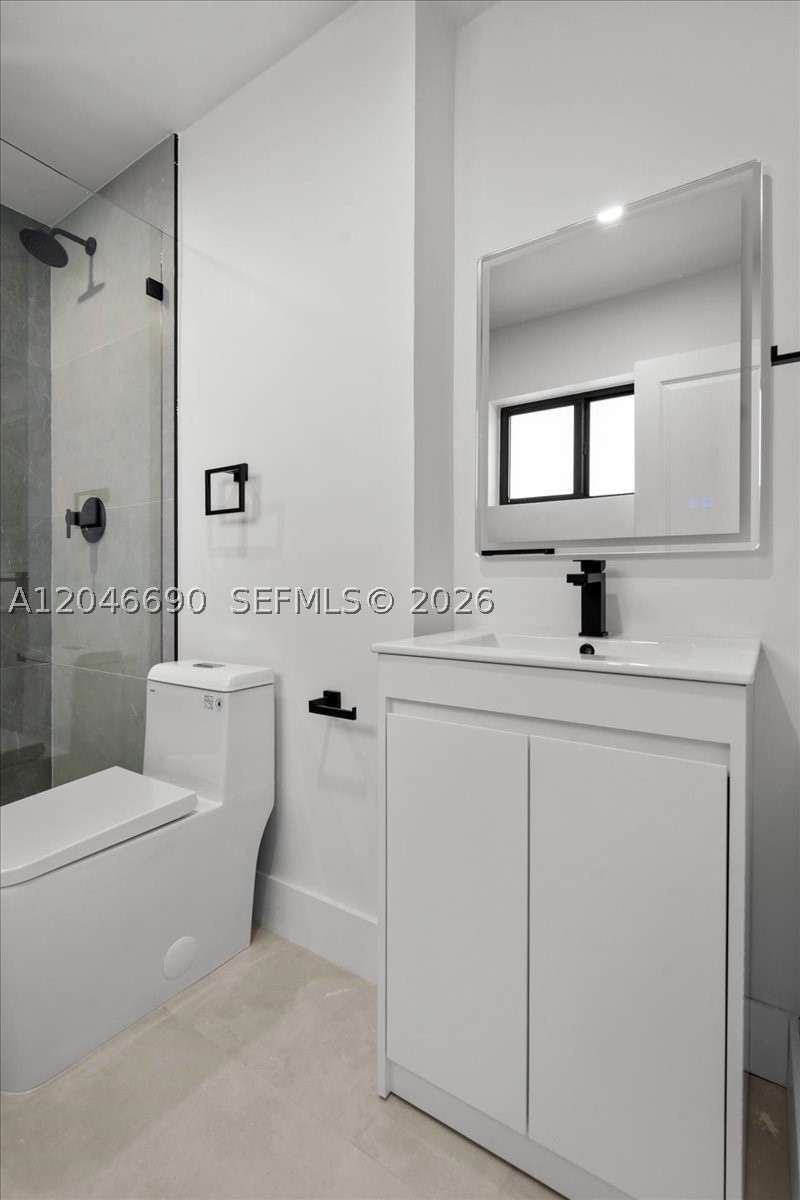 FAIRWAY PINES 1ST ADDN - Residential