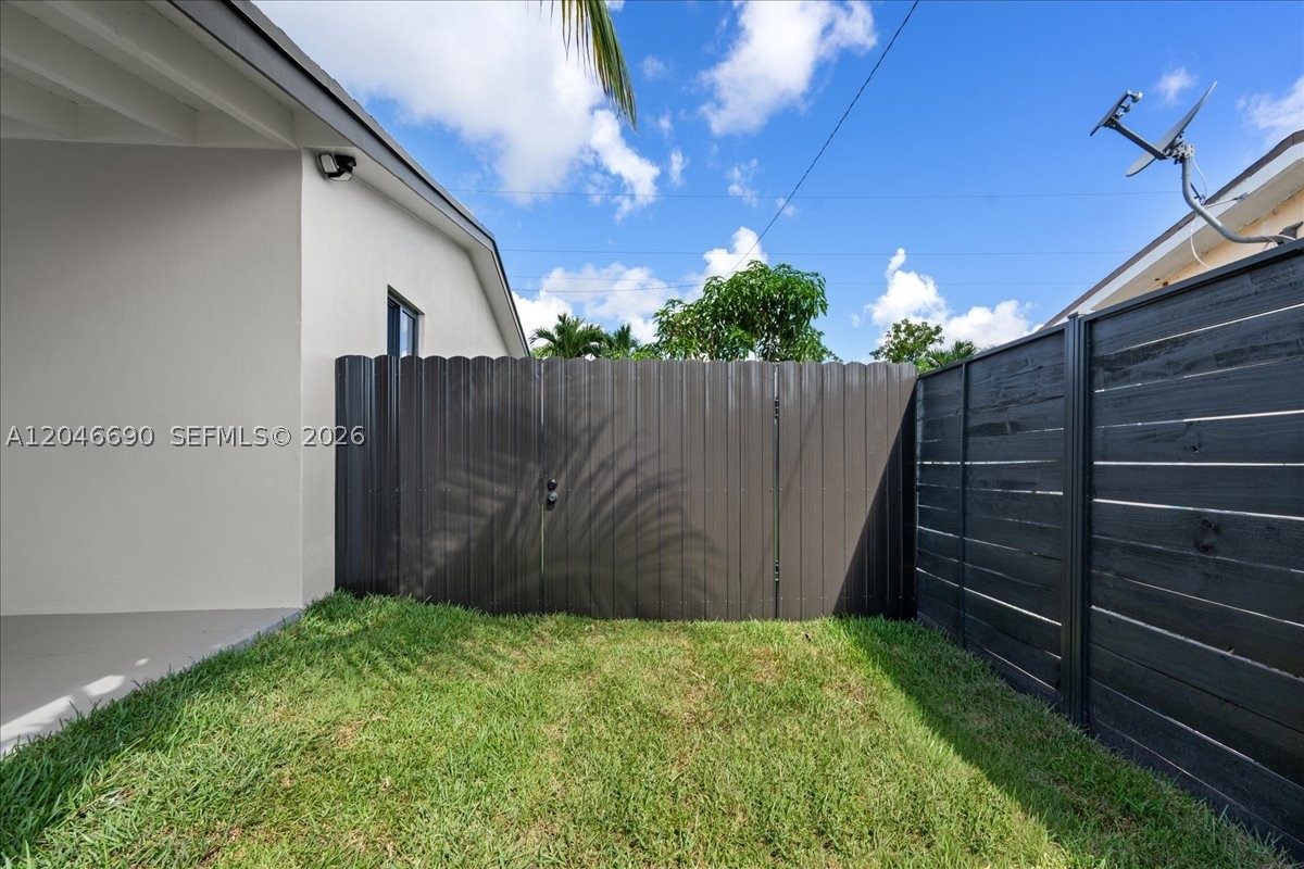 FAIRWAY PINES 1ST ADDN - Residential