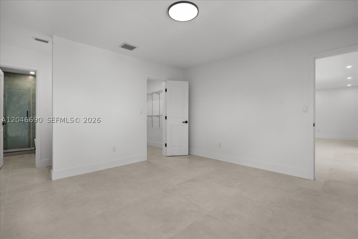 FAIRWAY PINES 1ST ADDN - Residential