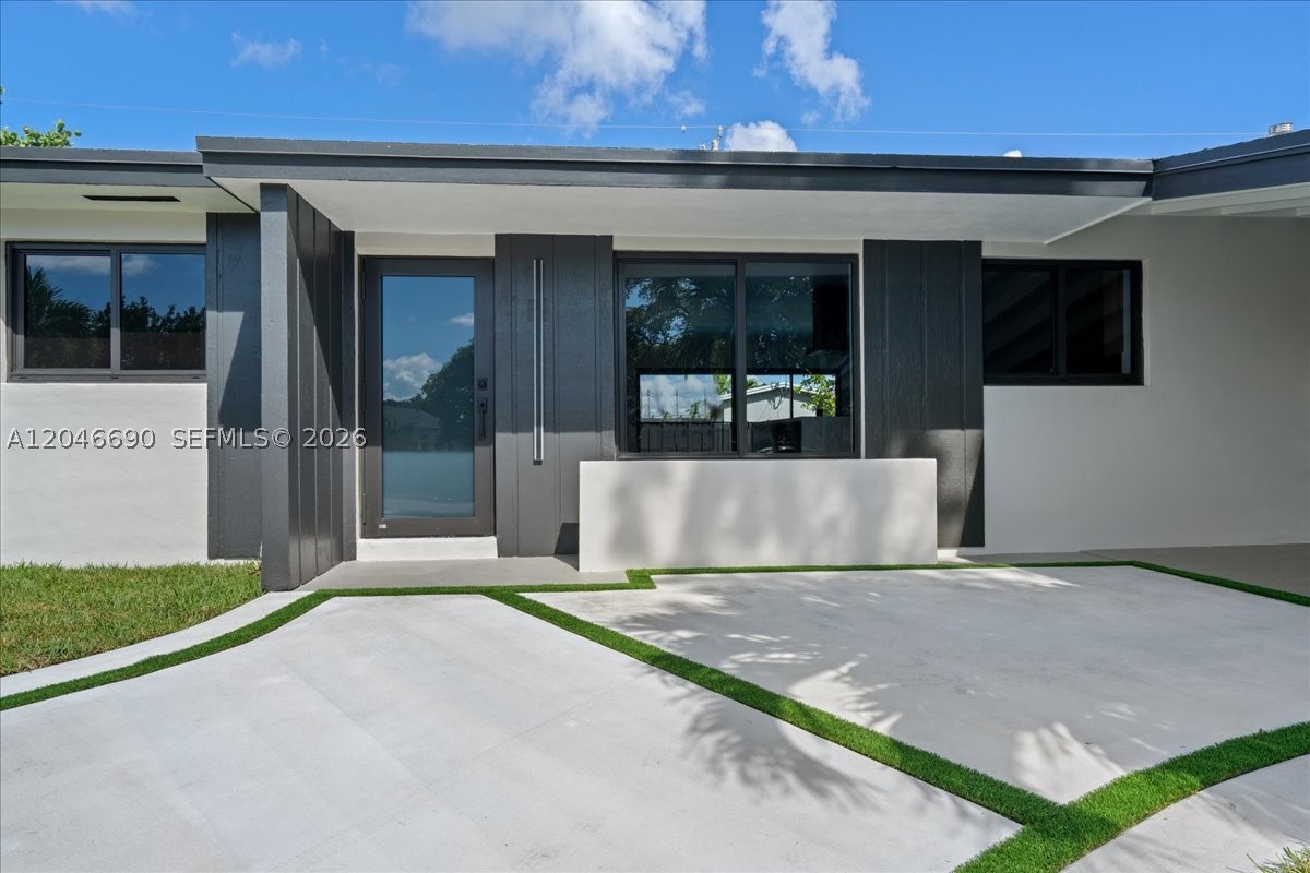 FAIRWAY PINES 1ST ADDN - Residential