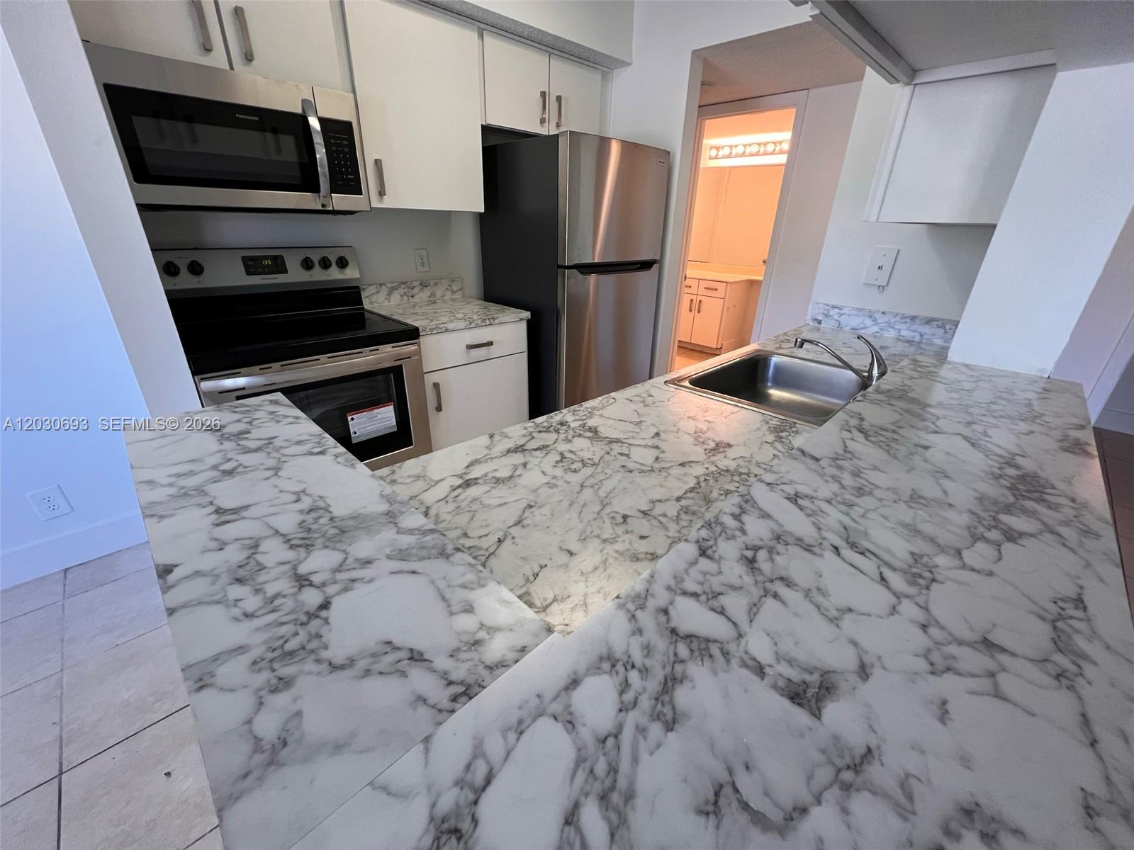 SUN VISTA GARDENS CONDO - Residential Lease