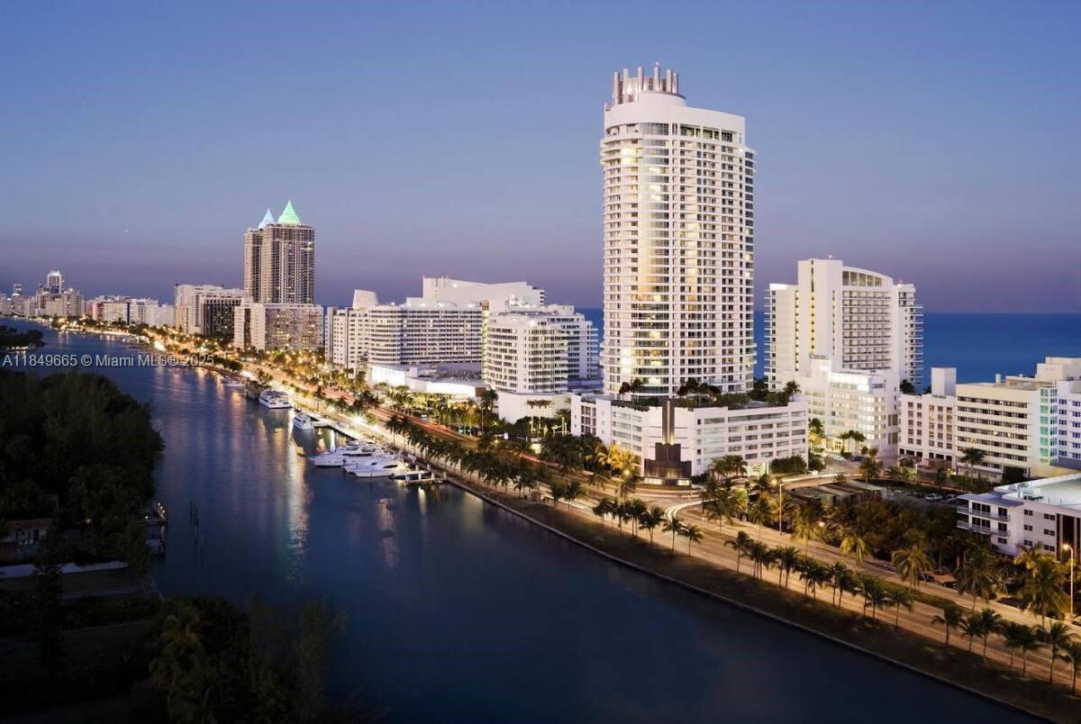 FONTAINEBLEAU III OCEAN C - Residential