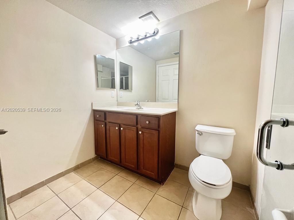 KENDALL COMMONS RESIDENTI - Residential
