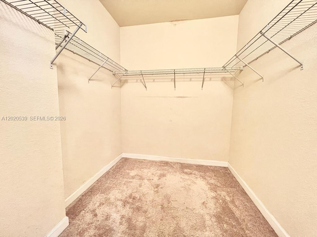 KENDALL COMMONS RESIDENTI - Residential