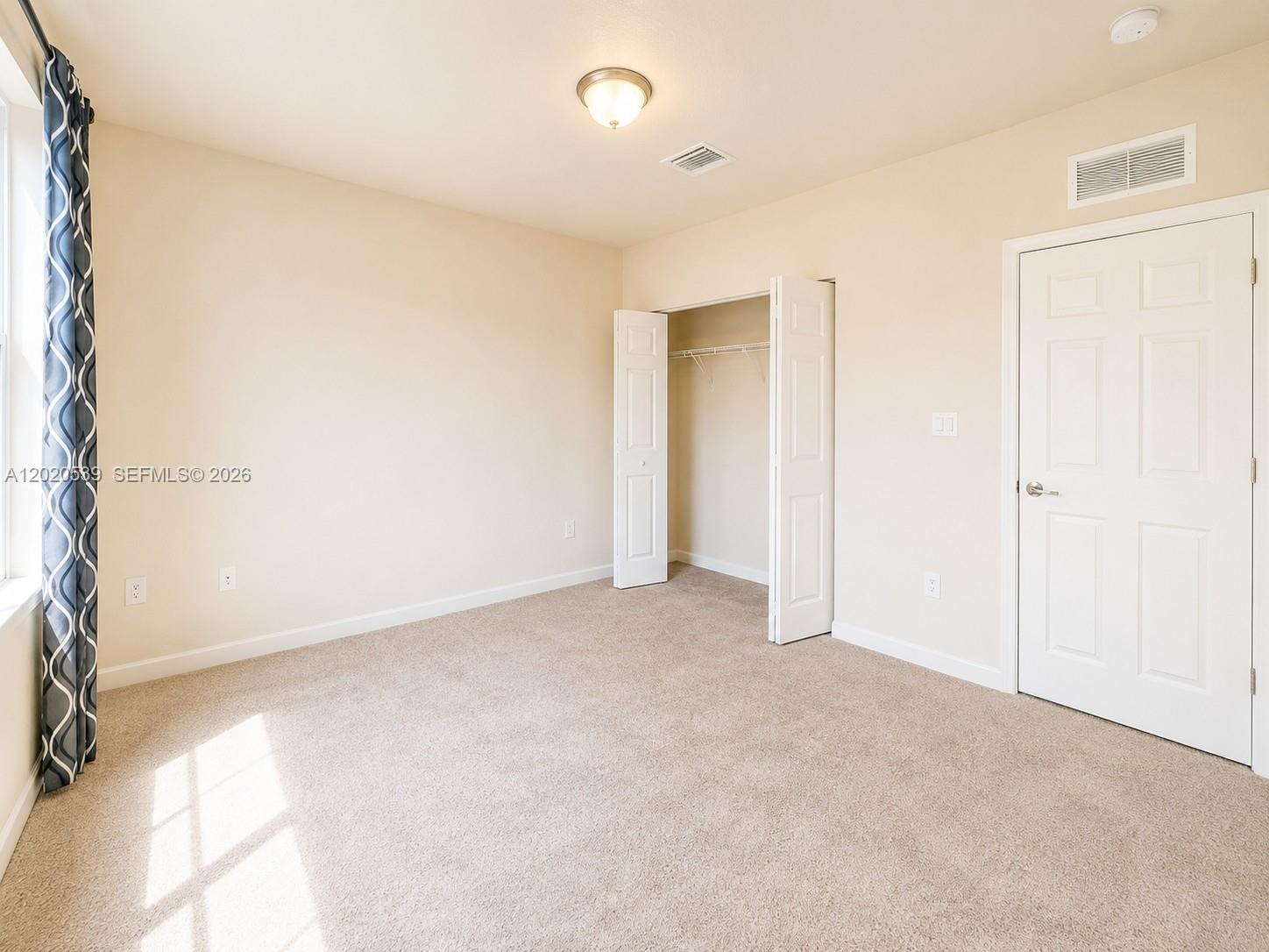 KENDALL COMMONS RESIDENTI - Residential