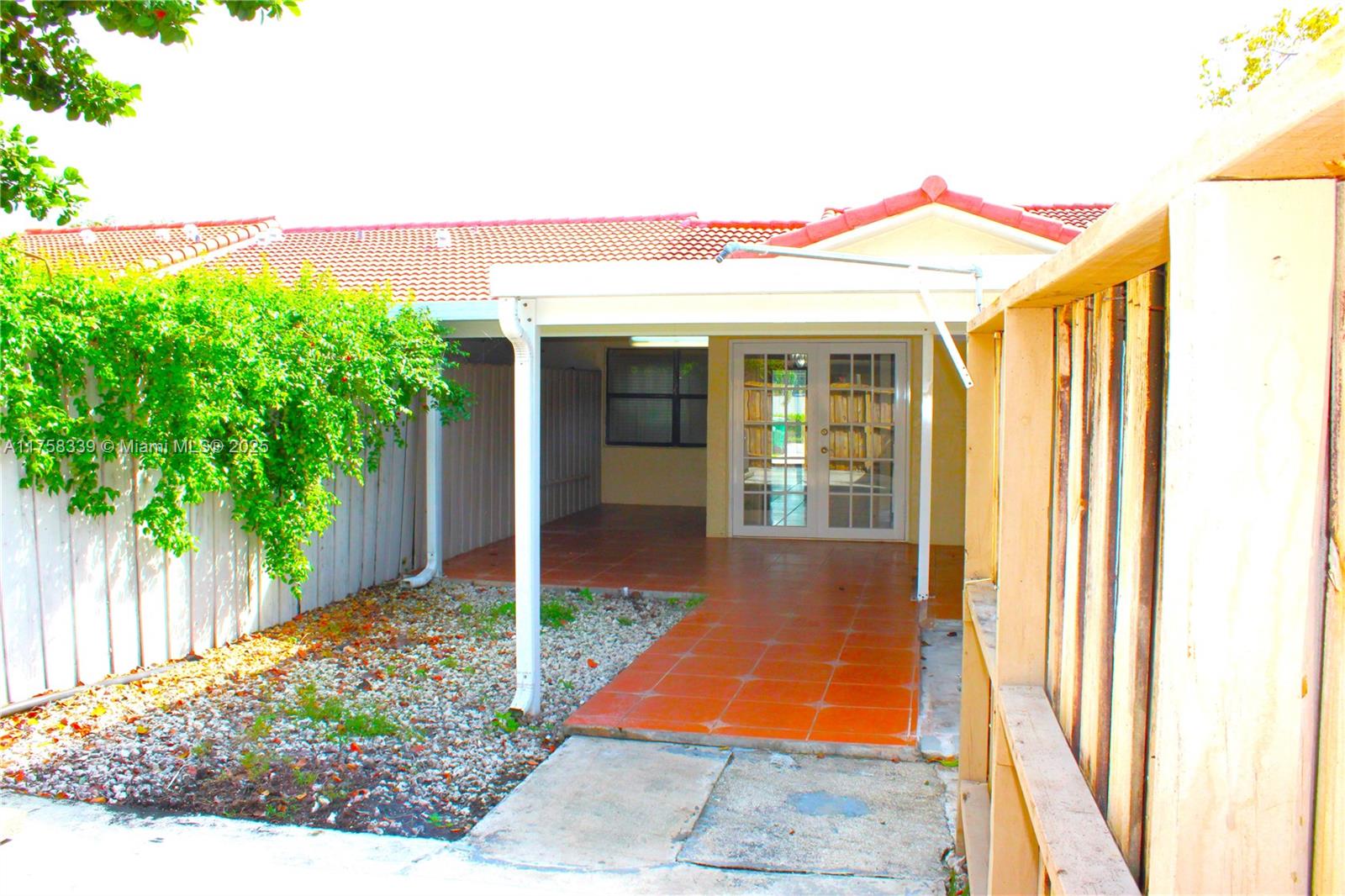 2ND AMEND TO HALF MOON VI - Residential
