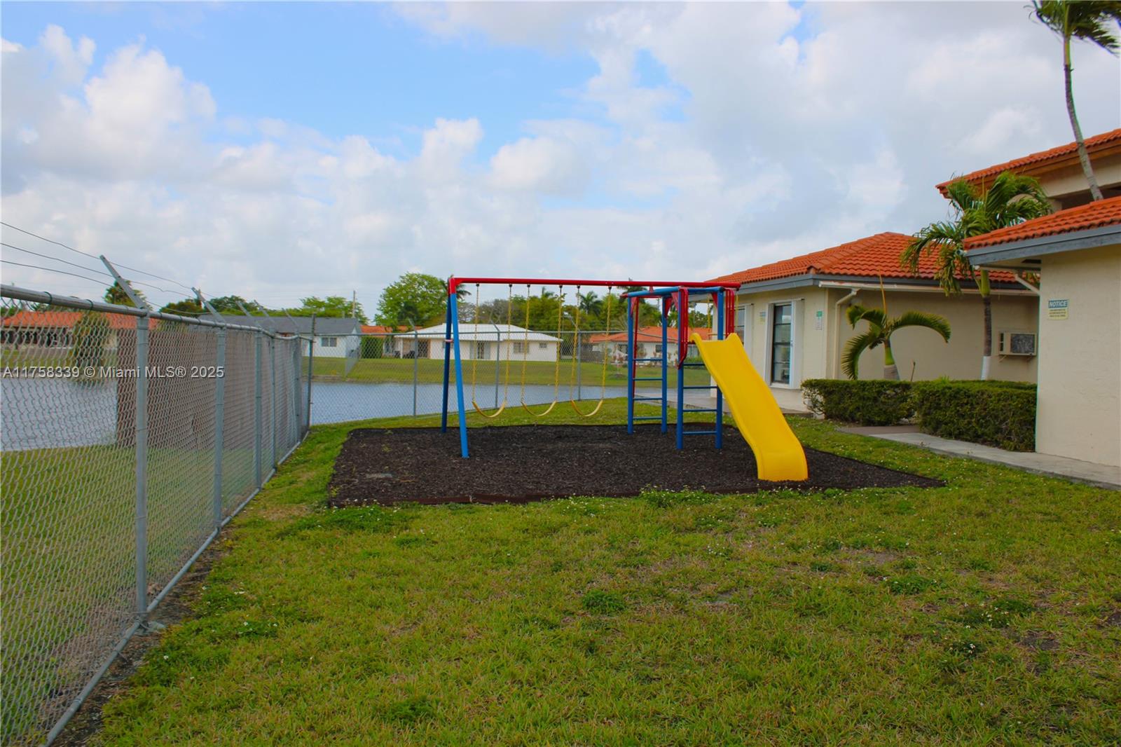 2ND AMEND TO HALF MOON VI - Residential