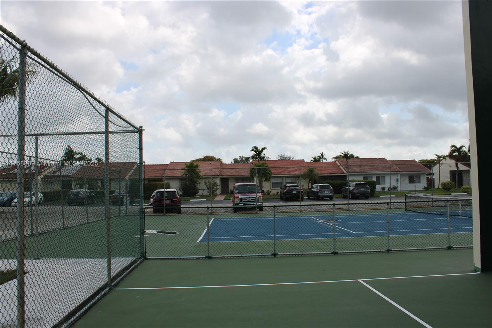 2ND AMEND TO HALF MOON VI - Residential