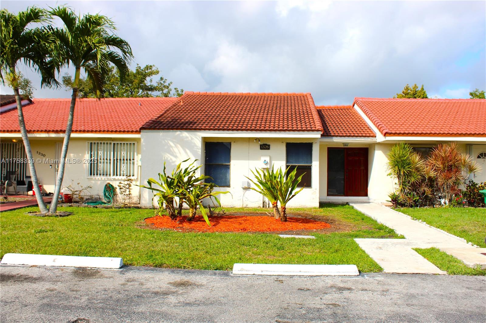 2ND AMEND TO HALF MOON VI - Residential