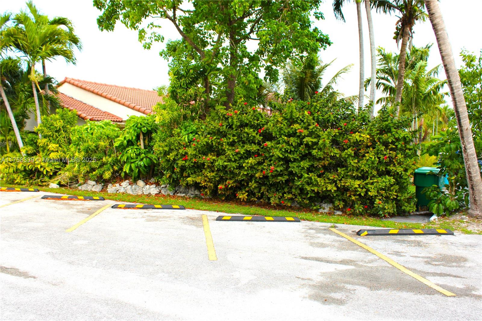 2ND AMEND TO HALF MOON VI - Residential