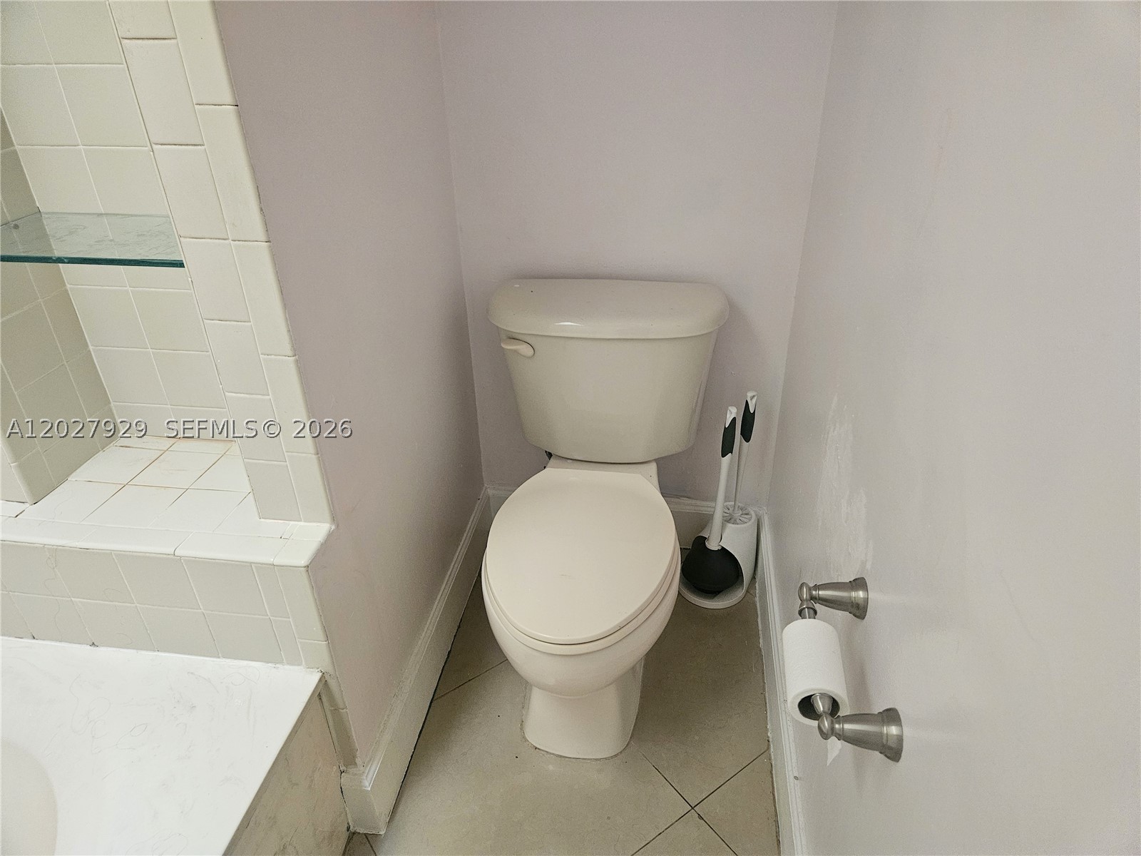 ELAN AT CALUSA CONDO XI - Residential Lease