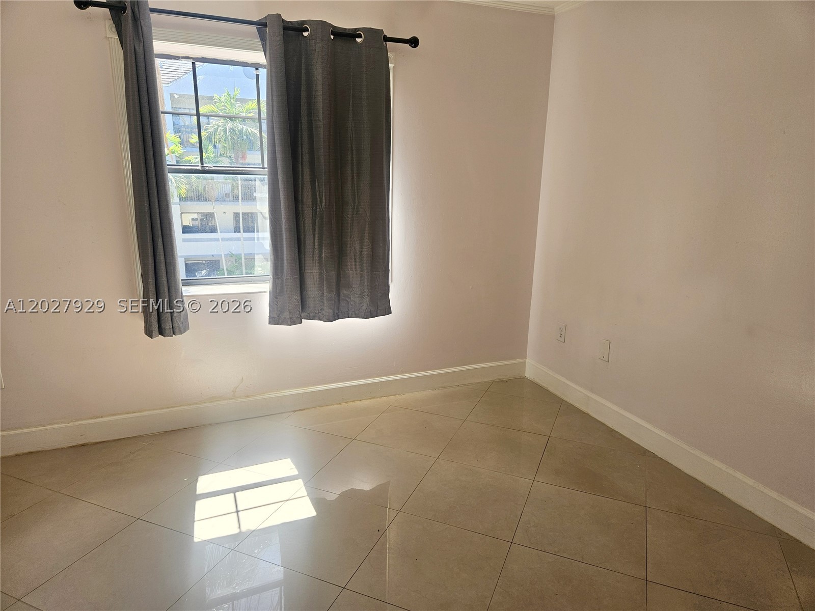 ELAN AT CALUSA CONDO XI - Residential Lease