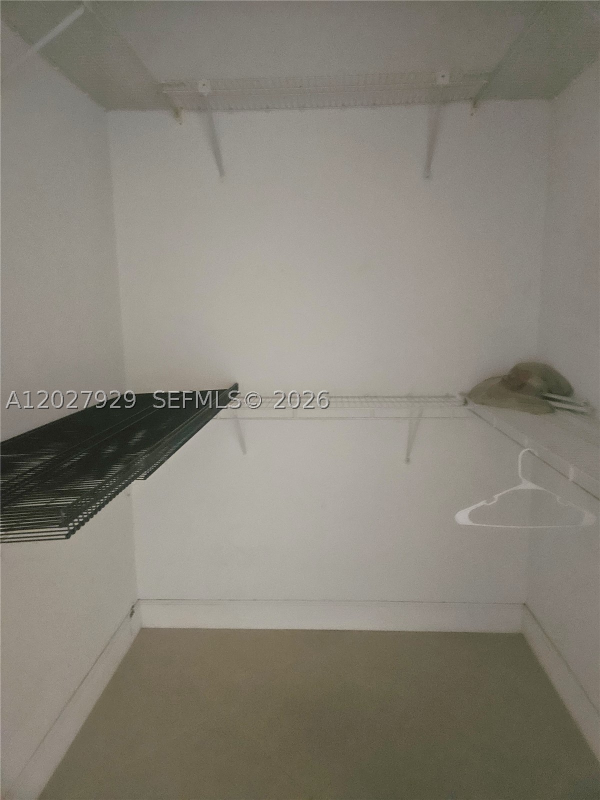 ELAN AT CALUSA CONDO XI - Residential Lease