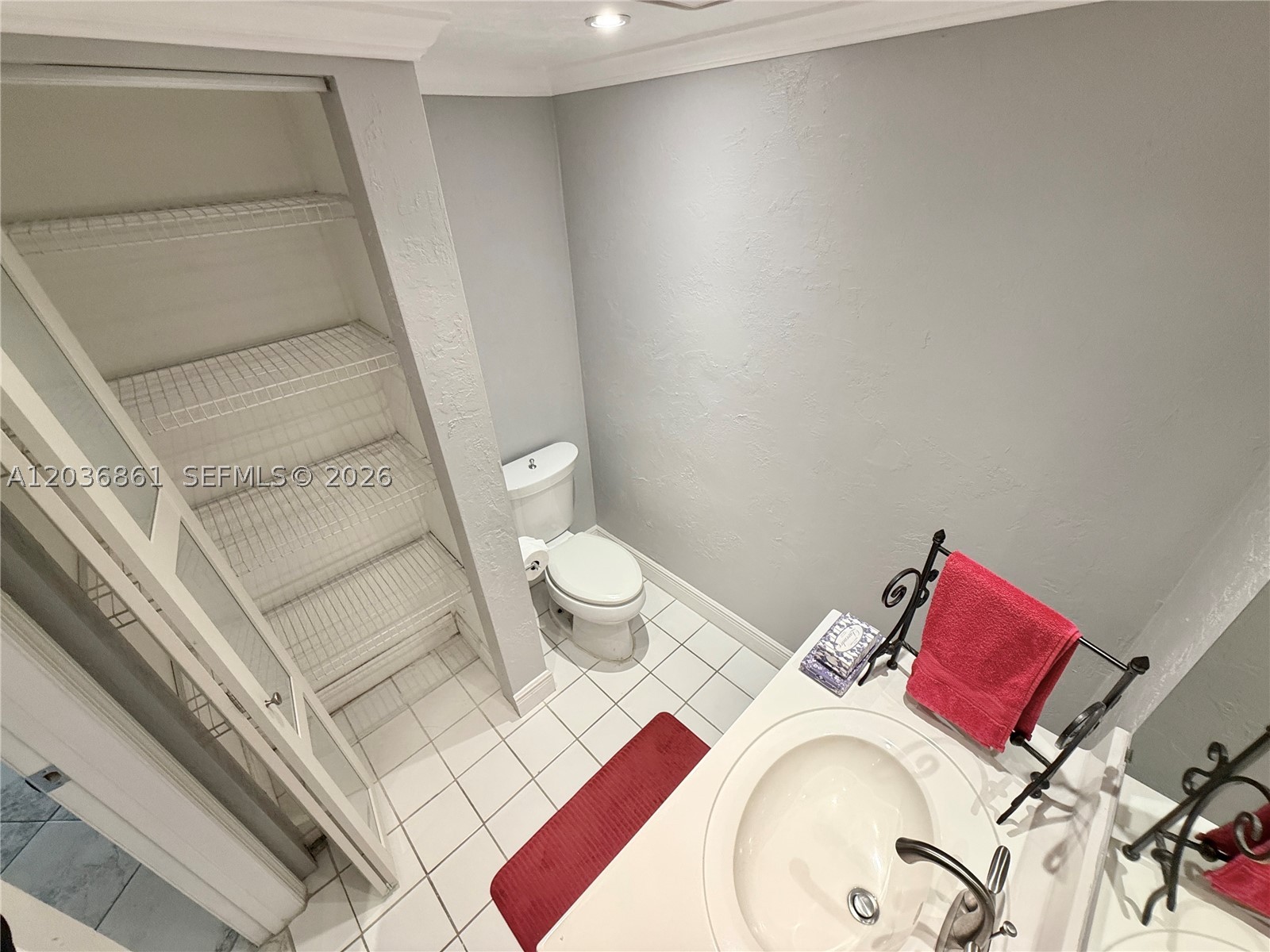 RIO NUEVO B CONDO - Residential