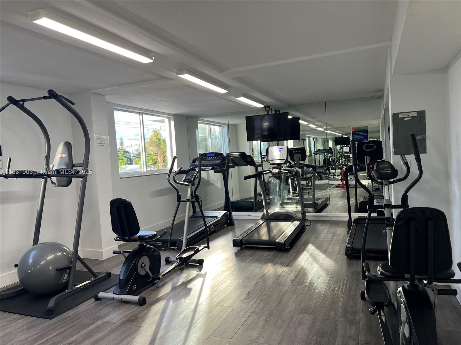 HARBOUR POINTE OF MIAMI C - Residential Lease